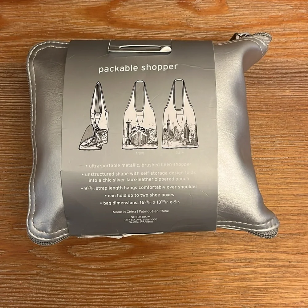 Nordstrom Tote Bag NWT Cityscape Silver Travel Fold Zip Up Packable Reusable